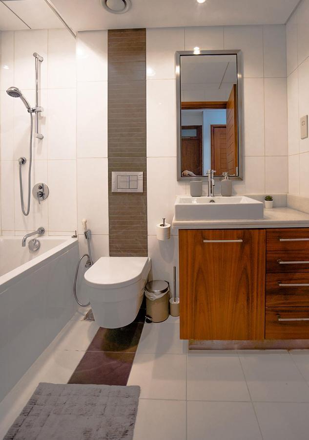 Nasma Luxury Stays - Boulevard Central Tower Дубай Экстерьер фото